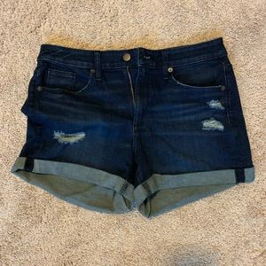 Women’s Universal Thread High Rise Mid Short